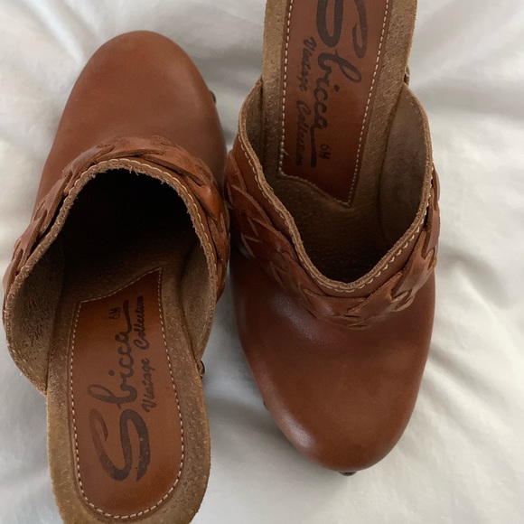 Sbicca Braided Cognac Clogs - Picture 2 of 3